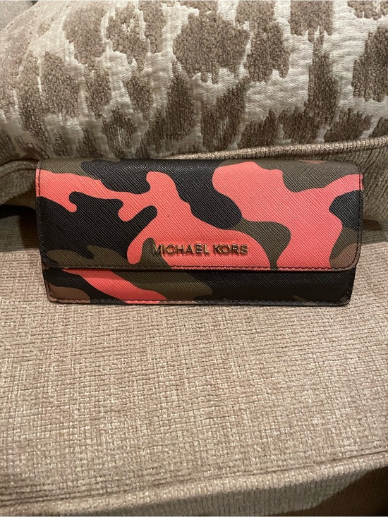 Michael Kors Handbags - Michael Kors Coral and Olive Camo Continental Wallet with Gold Logo